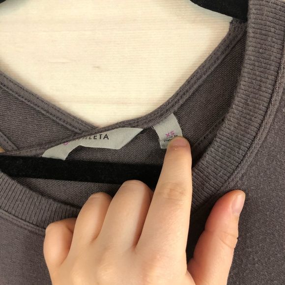 Athleta Coaster Go-To Sweatshirt in Silver Bells - Picture 6 of 7